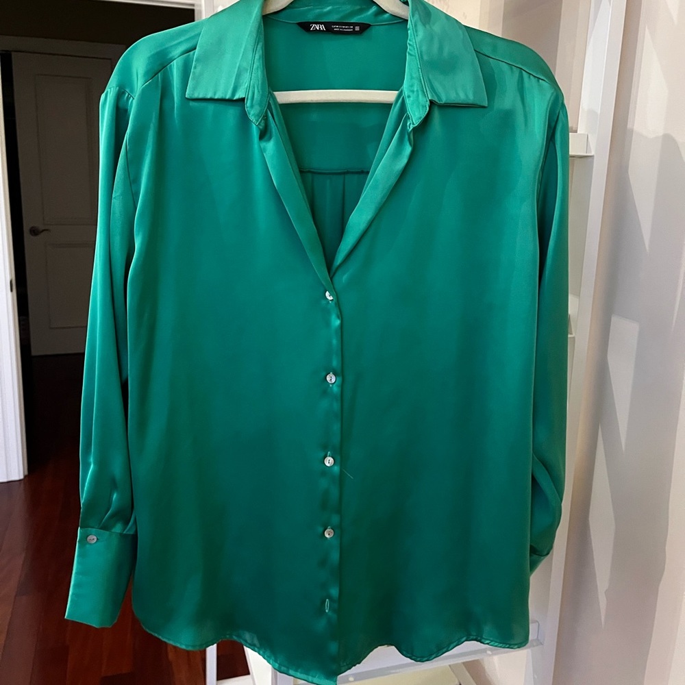 Zara oversized satin blouse MEDIUM